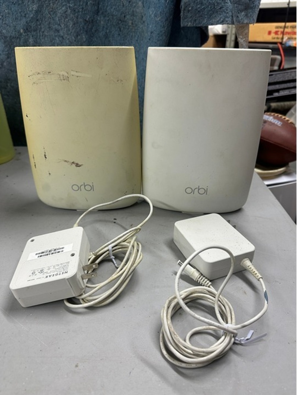 Netgear Orbi Router Whole Home Mesh WiFi System - Tri-band Routers RBR50